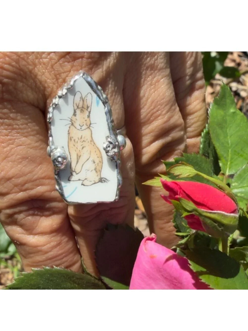 Hand Crafted Peter Rabbit Wedgewood Broken China Ring W/ Silver Spoon Bowl Band - Picture 13 of 15